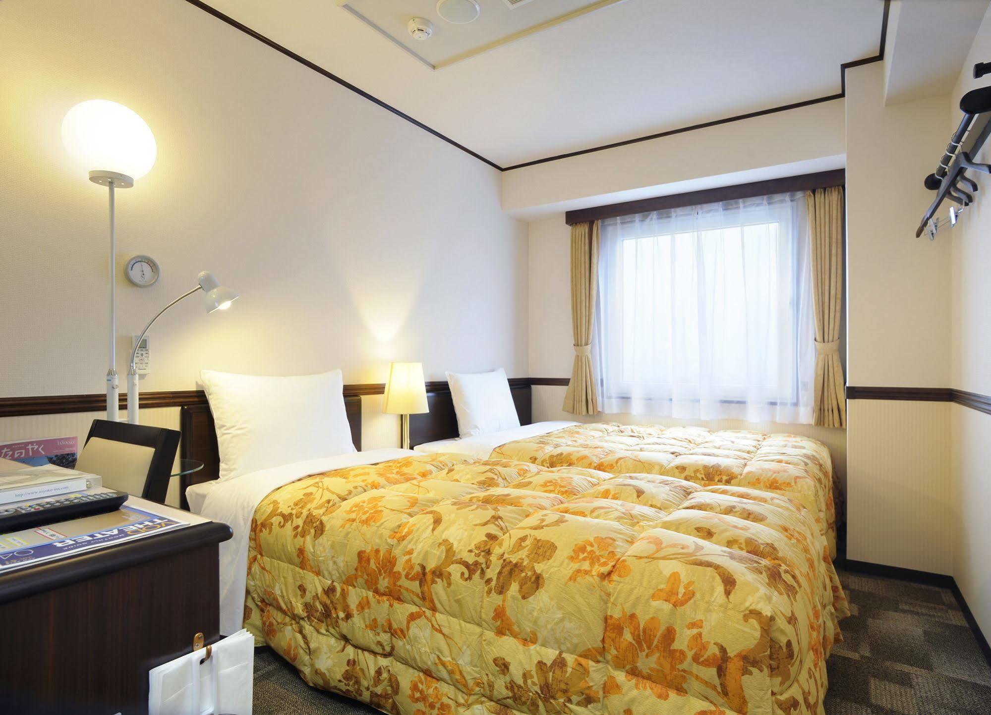 Toyoko Inn Ichinoseki Ekimae מראה חיצוני תמונה